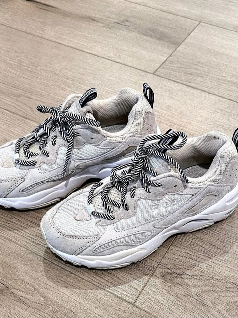 Fila ray tracer sneakers